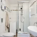 Stylisches Fuer 2 Personen In Historischem Fachwerkhaus 4 Etage Mit Blick Auf Stadt & Festung * Koblenc