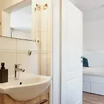 Stylisches Fuer 2 Personen In Historischem Fachwerkhaus 4 Etage Mit Blick Auf Stadt & Festung *