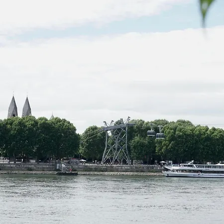Apartmán Stylisches Fuer 2 Personen In Historischem Fachwerkhaus 4 Etage Mit Blick Auf Stadt & Festung Koblenc