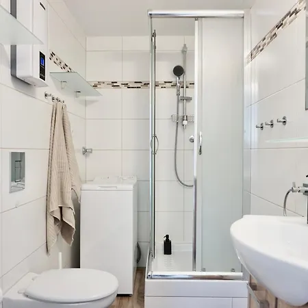 Stylisches Fuer 2 Personen In Historischem Fachwerkhaus 4 Etage Mit Blick Auf Stadt & Festung * Koblenz (Rhineland-Palatinate)