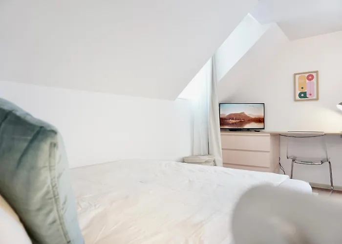 Stylisches Fuer 2 Personen In Historischem Fachwerkhaus 4 Etage Mit Blick Auf Stadt & Festung Apartment *